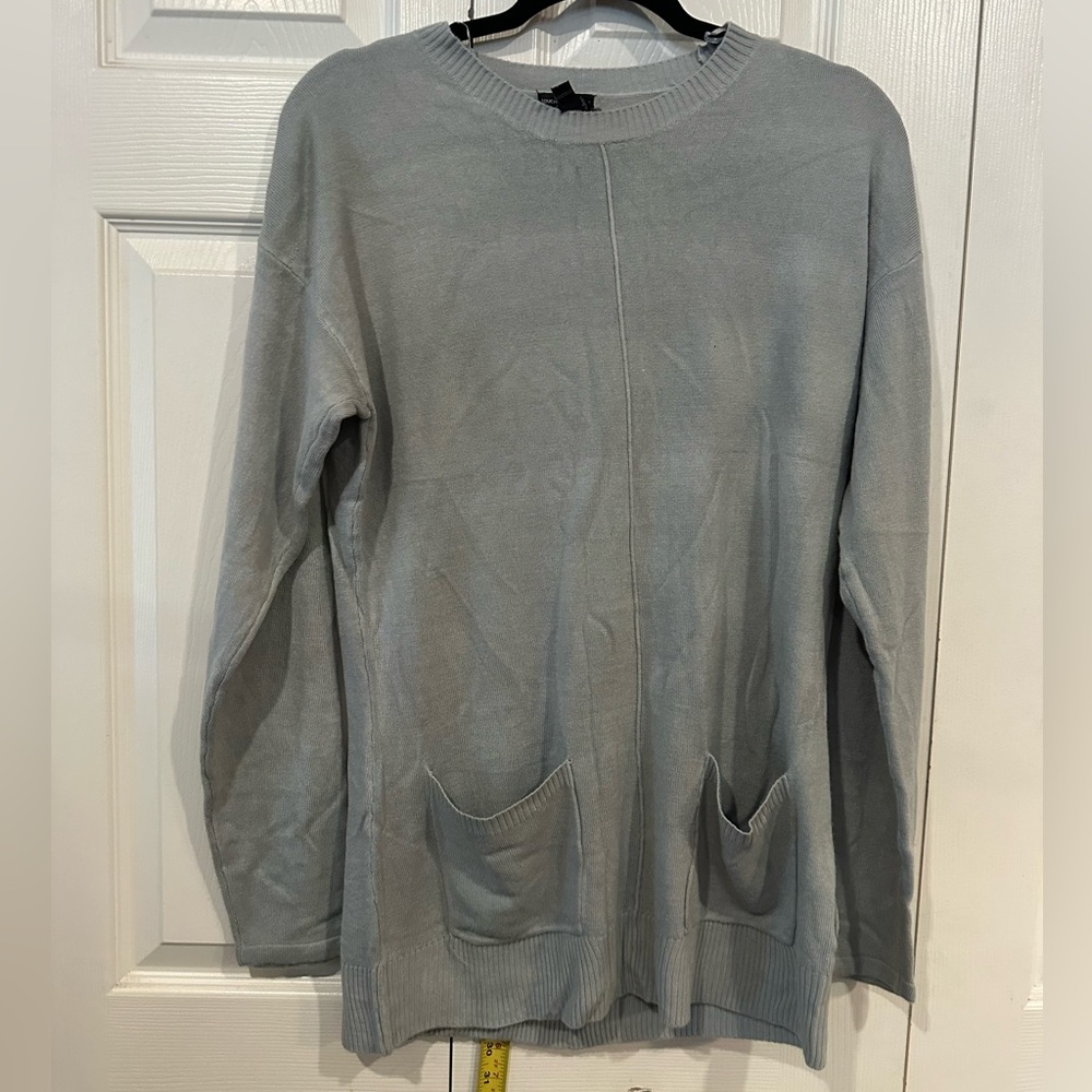 Gray sweater tunic - sz Lg -